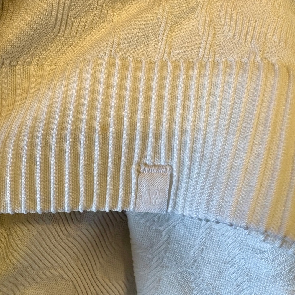 Lululemon Rest Less Pullover - Picture 7 of 7